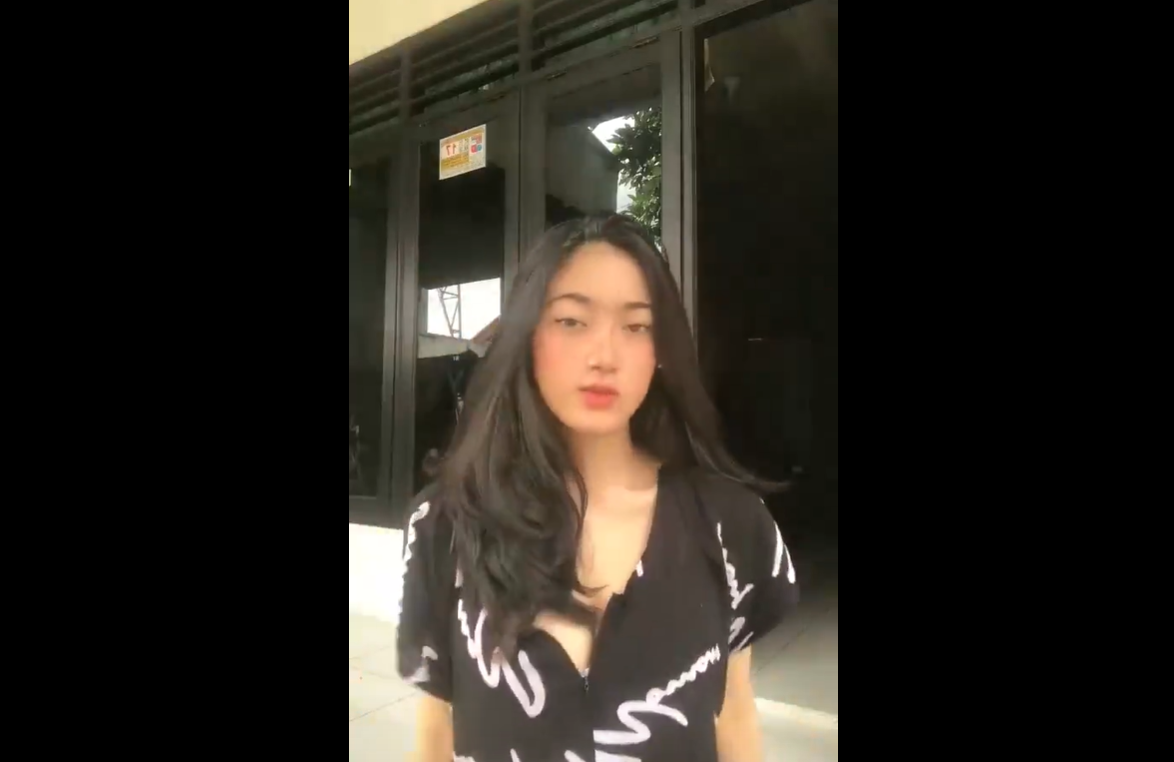 Abg Viral Ramas Ramas Elus Elus Bikin Mimisan Dong