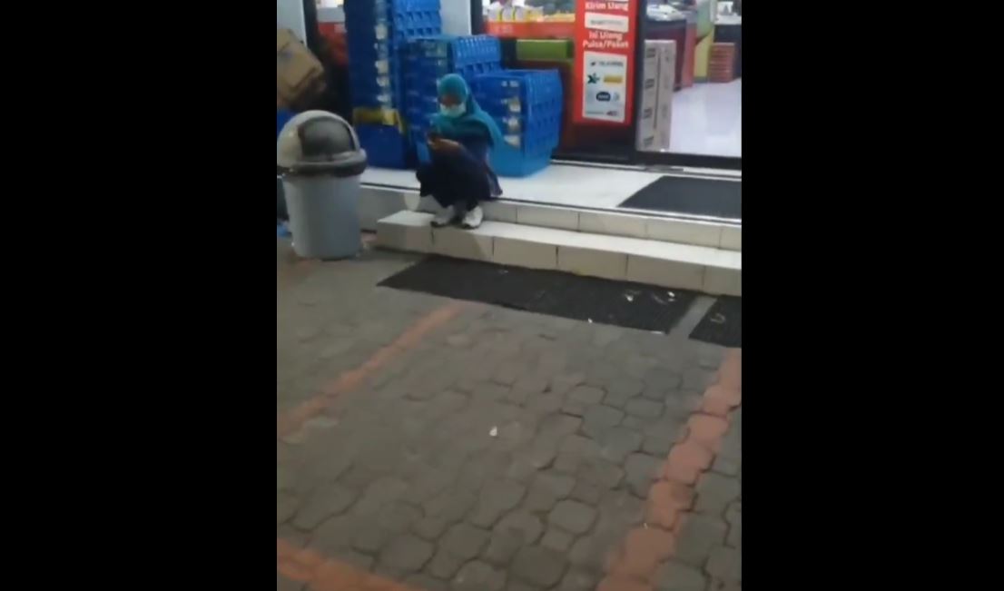 Cowo Viral Ajak Cewe Hijab Pinggir Jalan Bikin Conten Wik Wik Di Hotel