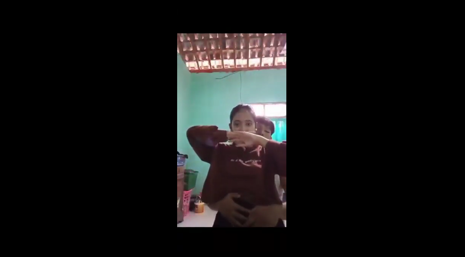 Sedang Viral Pria Masih Dde Garap Pacar Yang Udah Dewasa Siang Hari