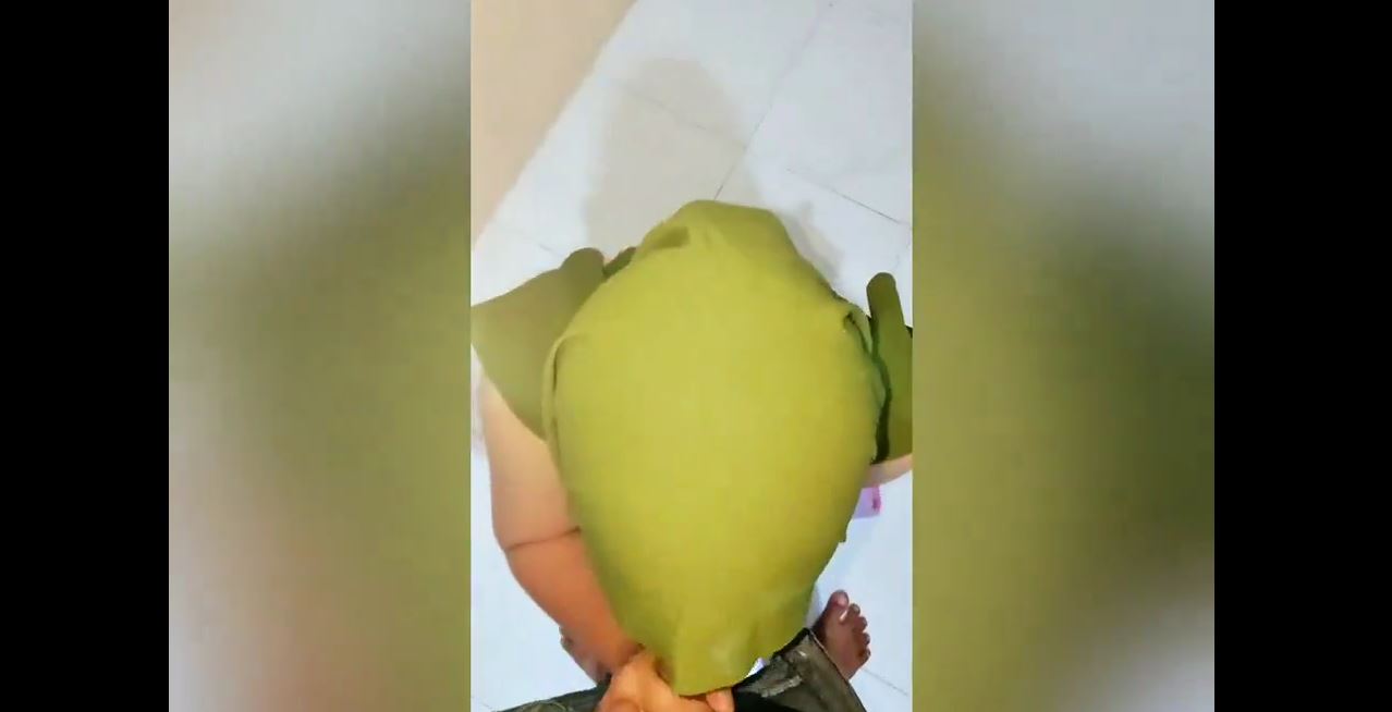 Video Viral Indo Nyonya Yong Hijab Di Garap Tetangga Depan Pintu