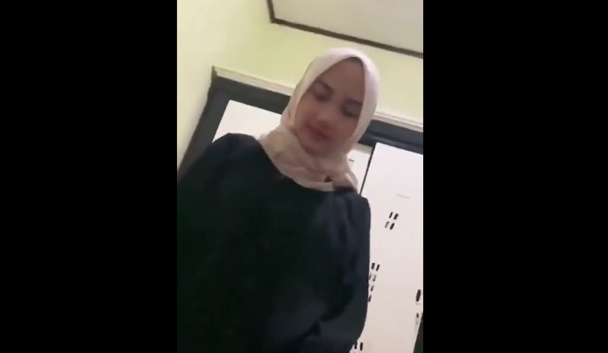 Karyawati dan Pengusaha Online Viral Indo Main Dibalik Layar